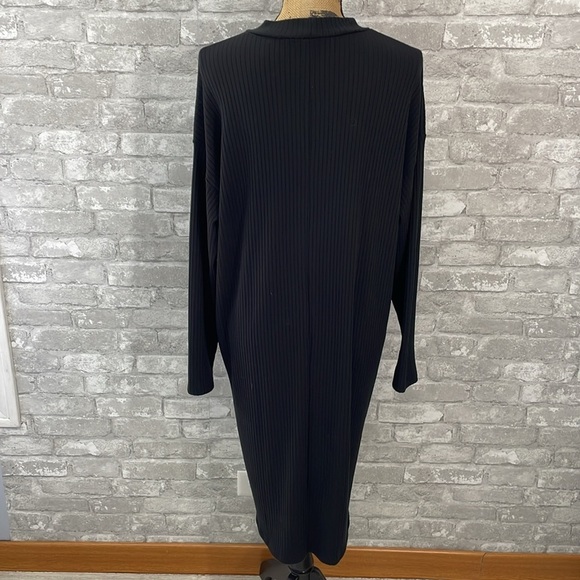Old NavyBlack Mockneck Ribbed MIDI Dress - Picture 4 of 7
